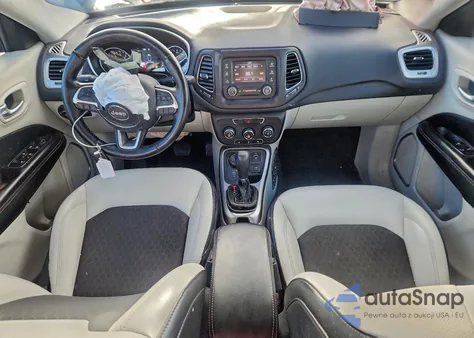 2018 Jeep Compass Latitude z USA, uszkodzony, nr VIN 3C4NJDBB3JT282972